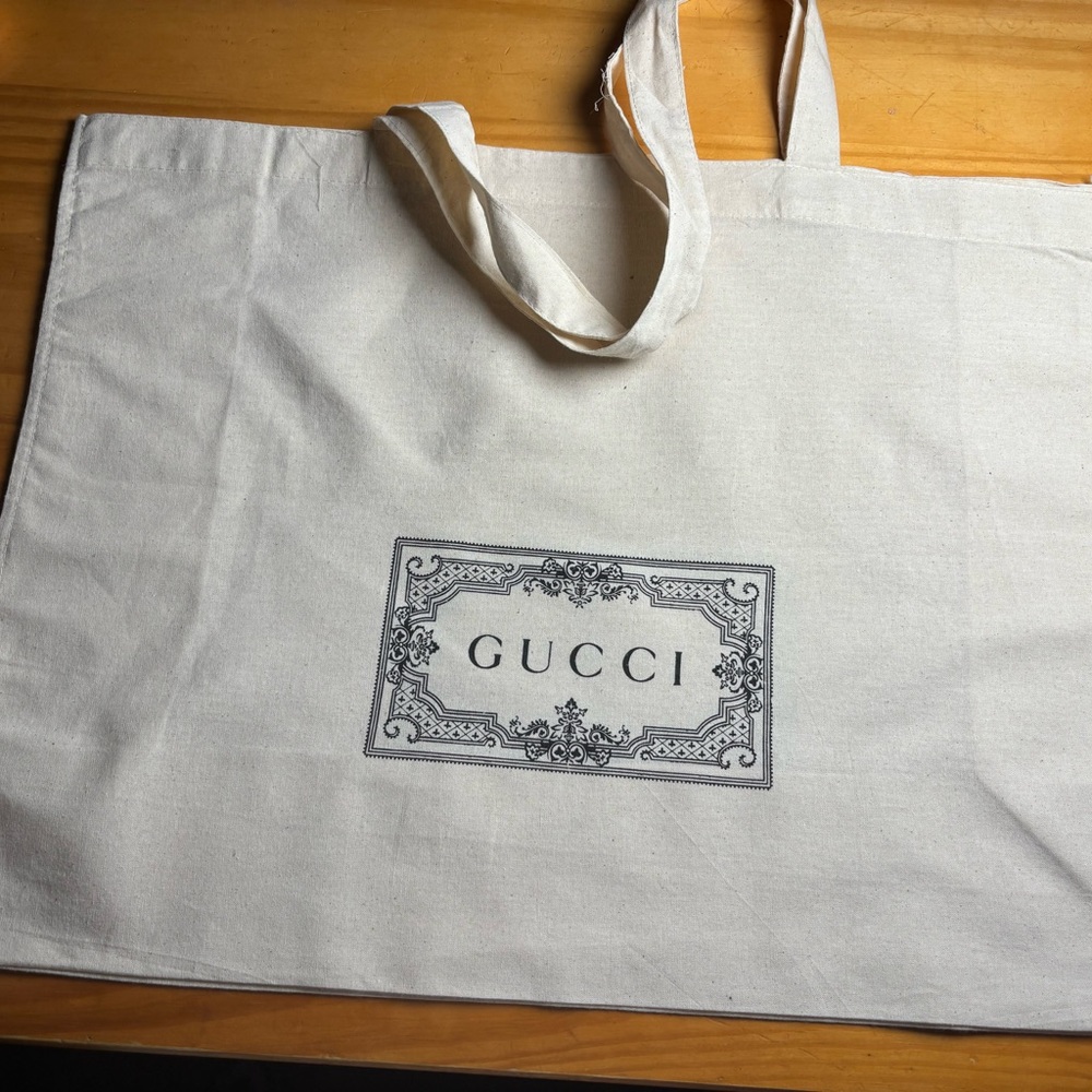 Linen Ivory Large Tote / Dust bag with elegant Gucci Logo print